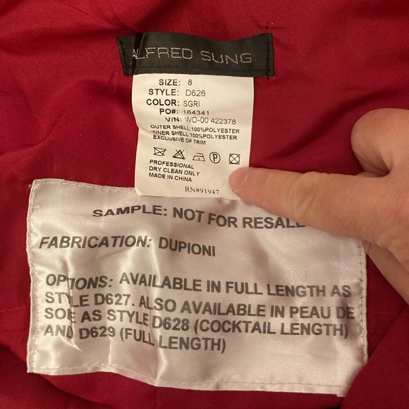 NWT Alfred Sung cherry red (sangria) cocktail dress, size 8 production sample - Picture 6 of 6